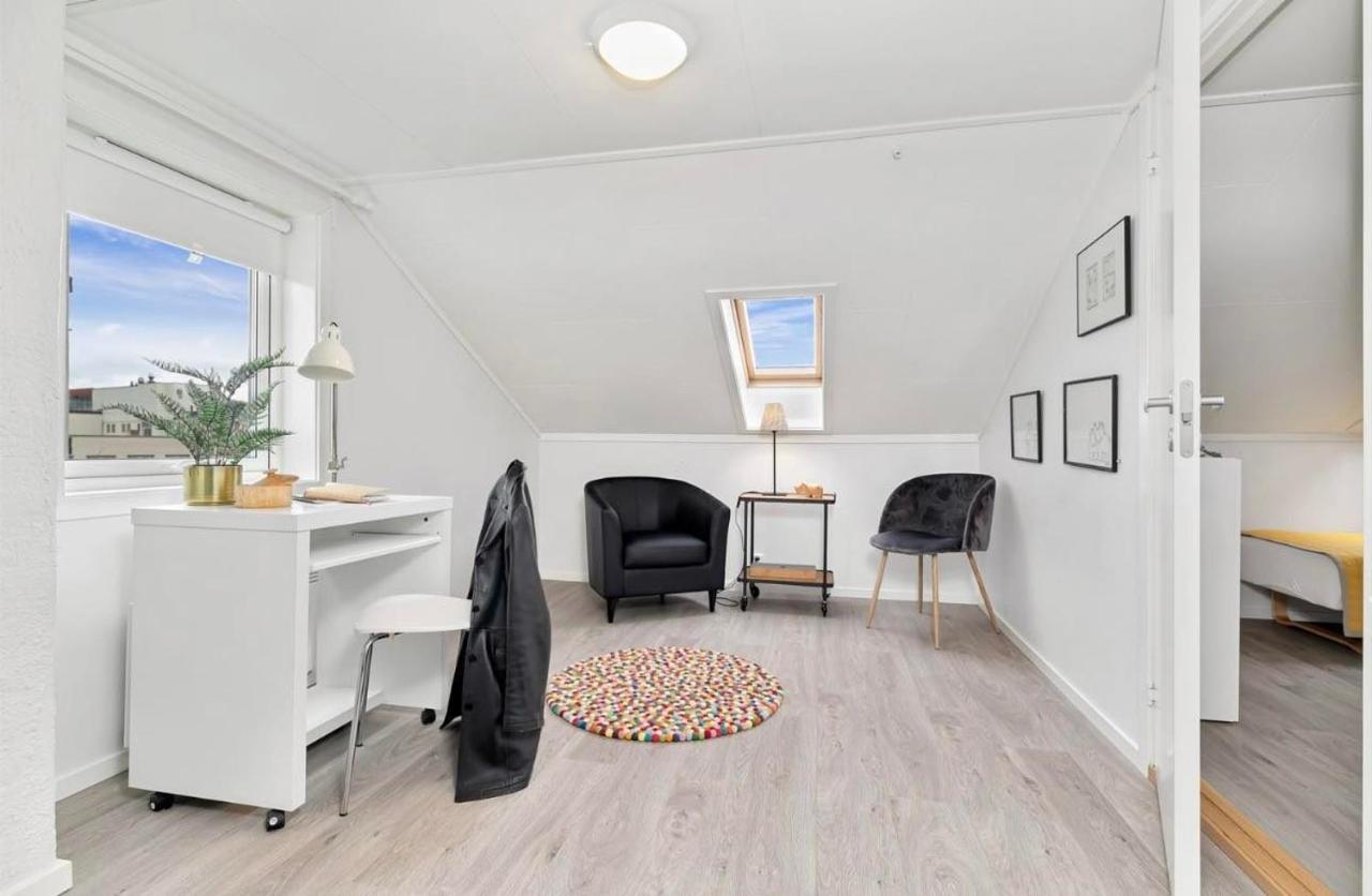 Din Hjem! Mitt I By1. Gratis Parkering!! Appartement Narvik Buitenkant foto