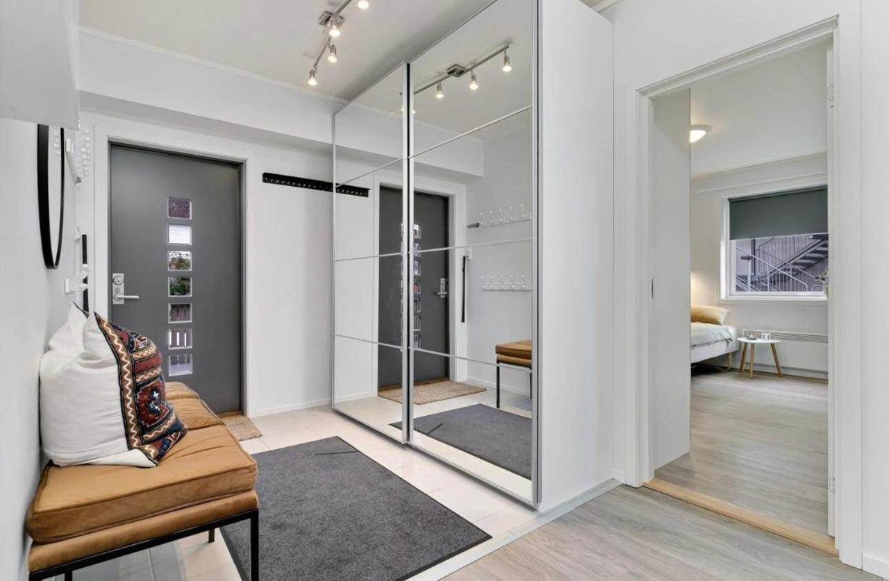 Din Hjem! Mitt I By1. Gratis Parkering!! Appartement Narvik Buitenkant foto
